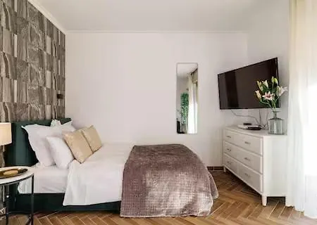 Sunlight - Suze Modern