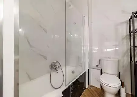 Sunlight - Suze Modern