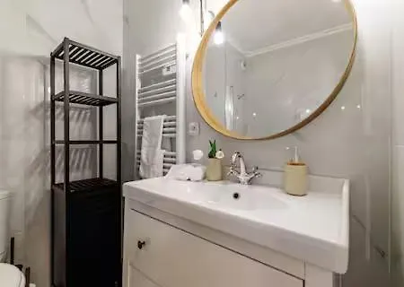 Sunlight - Suze Modern *