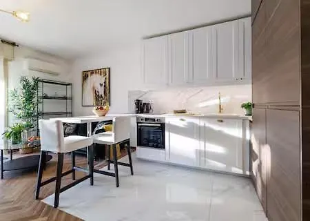 Apartment Sunlight - Suze Modern *