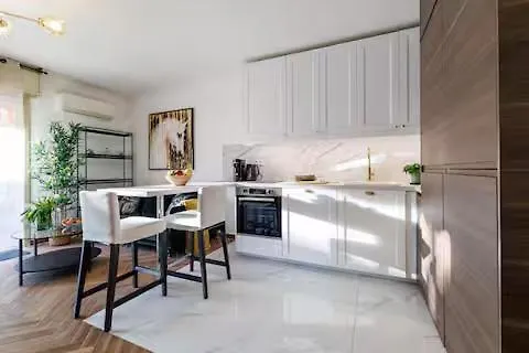 Apartment Sunlight - Suze Modern *